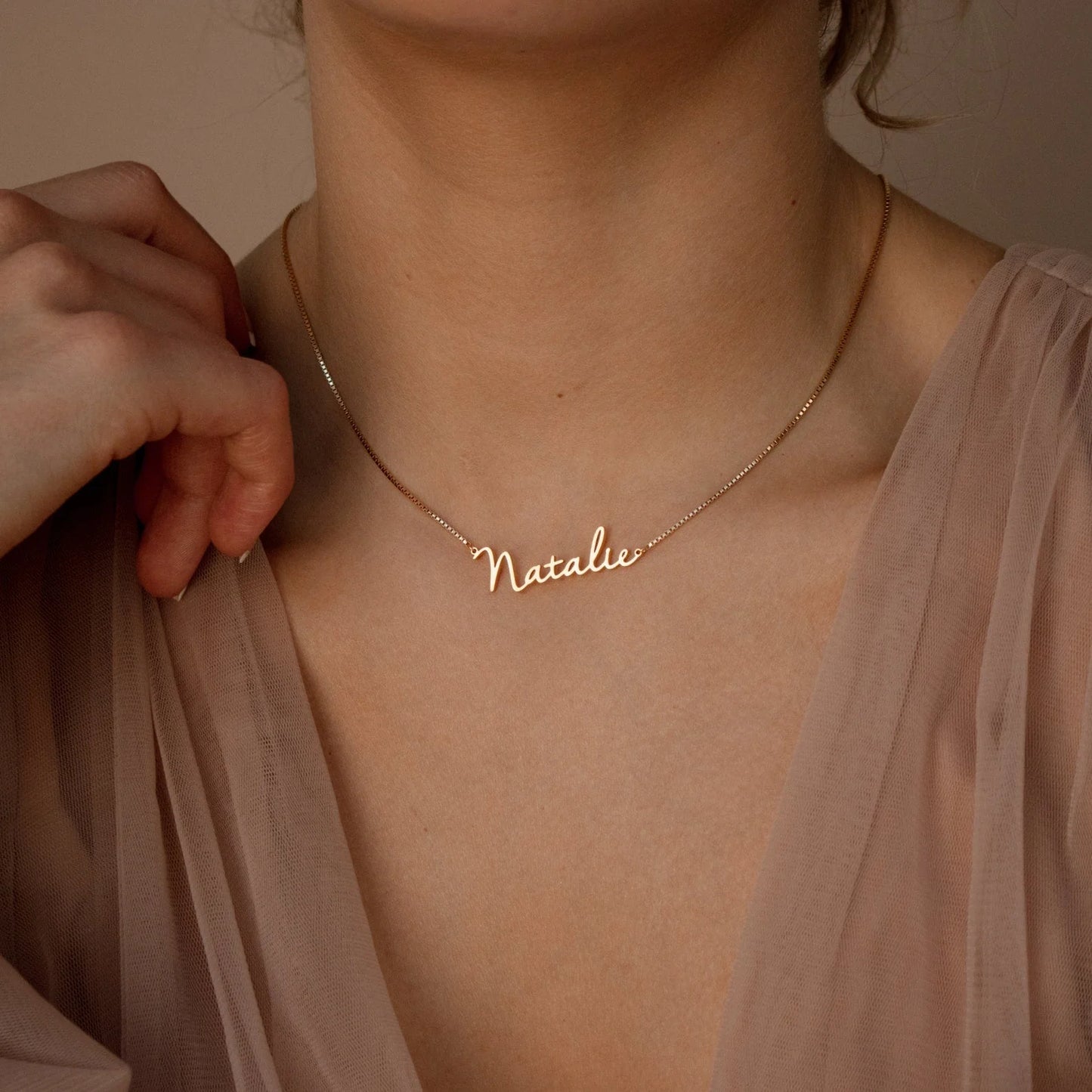 Custom Signature Name Necklace – Elegant, Personal & Timeless